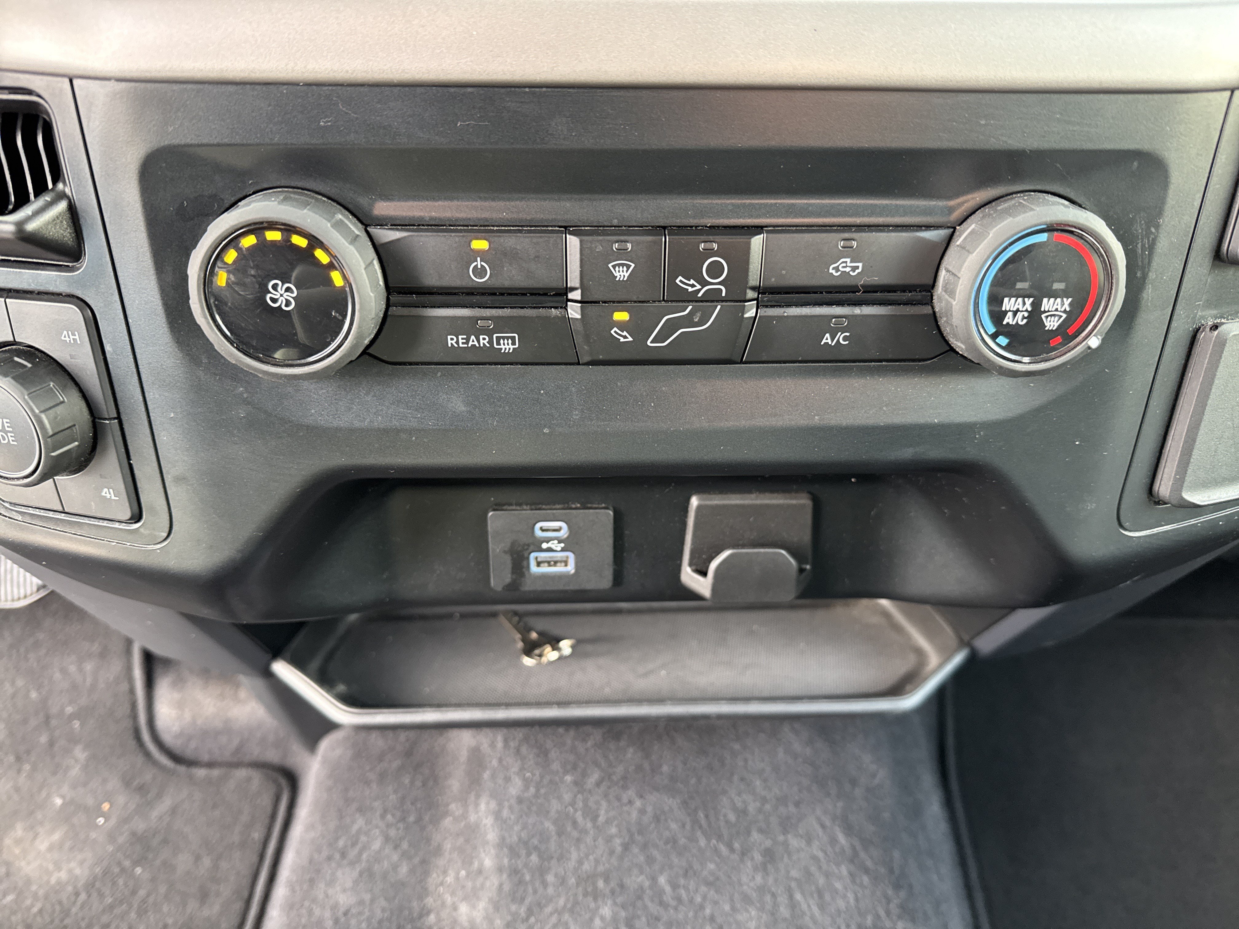 Used 2023 Ford F150 XLT w/ XTR Package AWD/4WD image 38