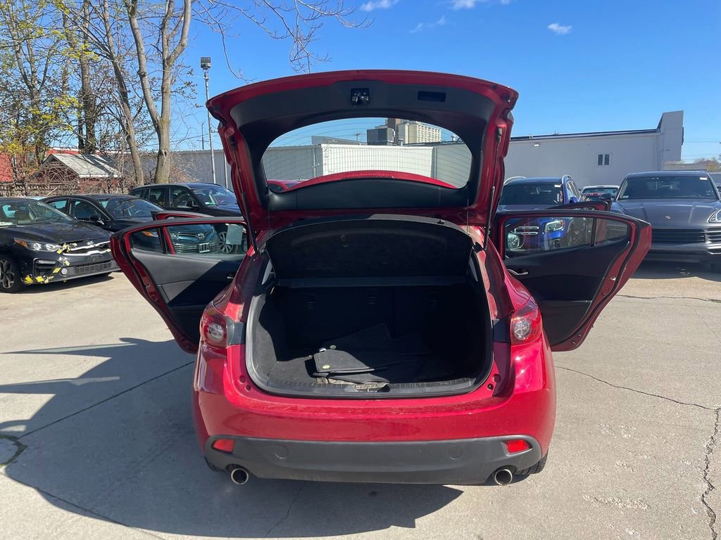 Used 2014 MAZDA MAZDA3 i Touring w/ Moonroof Package 1 FWD image 24