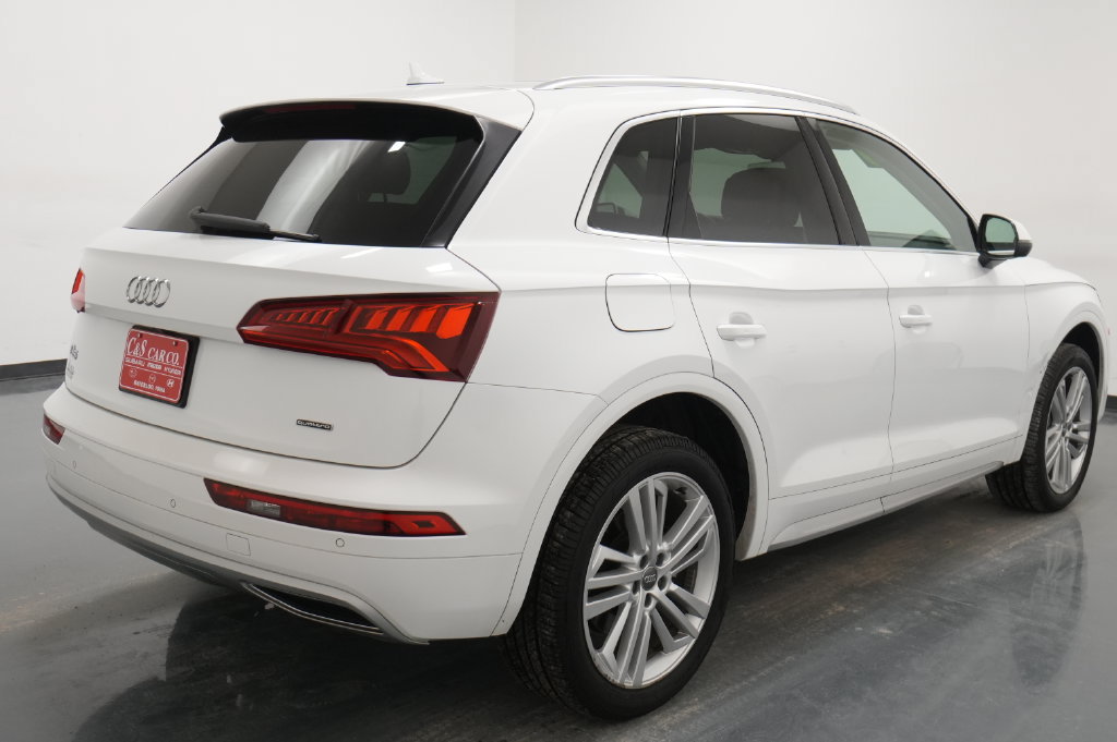 Used 2020 Audi Q5 2.0T Premium Plus w/ Premium Plus Package AWD/4WD image 9