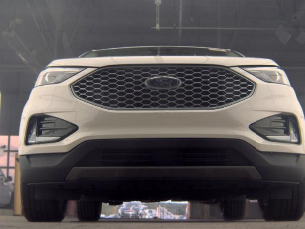 Used 2023 Ford Edge SEL w/ Convenience Package AWD/4WD image 4