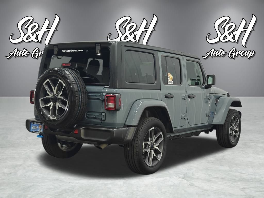 Used 2024 Jeep Wrangler Unlimited image 18