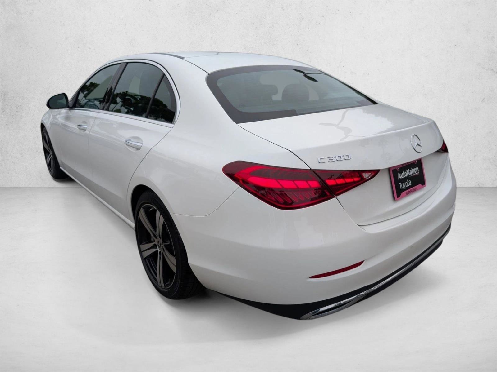 Used 2022 Mercedes-Benz C 300 Sedan image 8