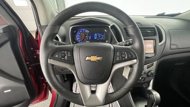 Used 2015 Chevrolet Trax LT w/ LT Sun and Sound Package image 36