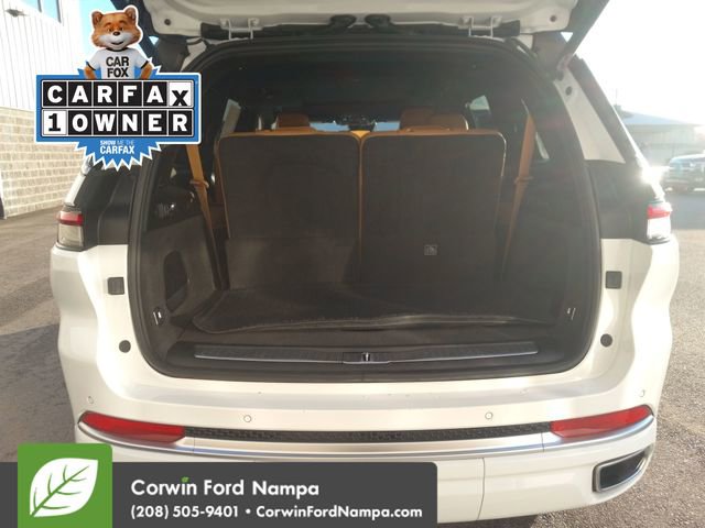 Used 2022 Jeep Grand Cherokee L Summit w/ Luxury Tech Group V image 27