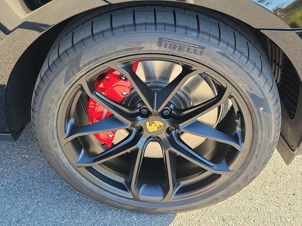 New 2026 Porsche Macan GTS image 13