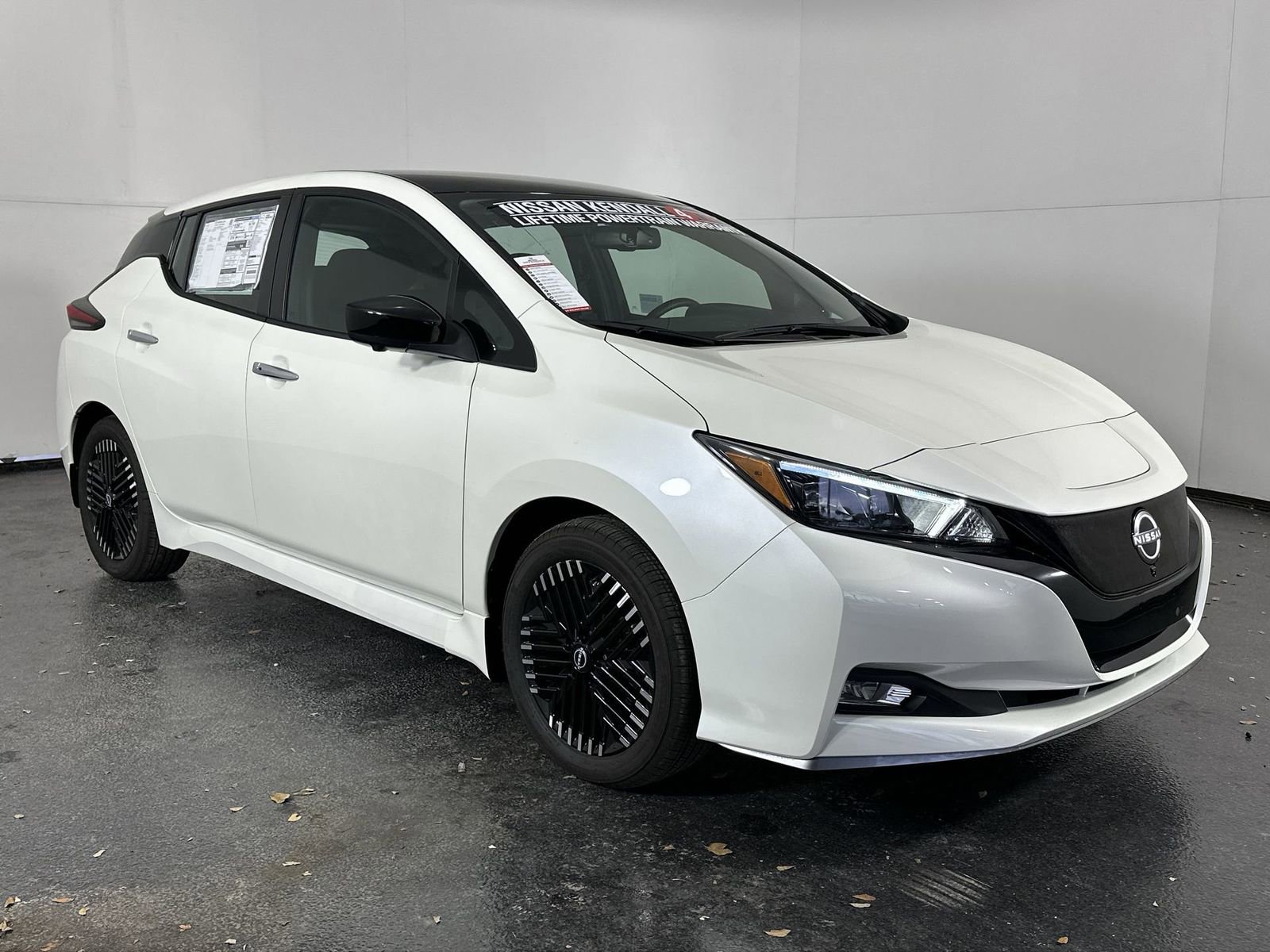 New 2025 Nissan Leaf SV Plus FWD image 2