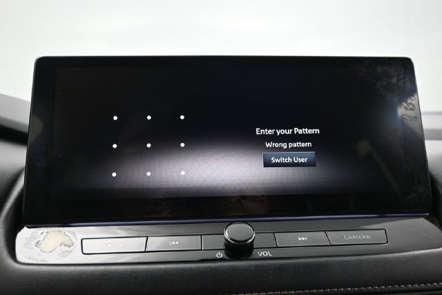 Used 2024 Nissan Rogue Platinum FWD image 14