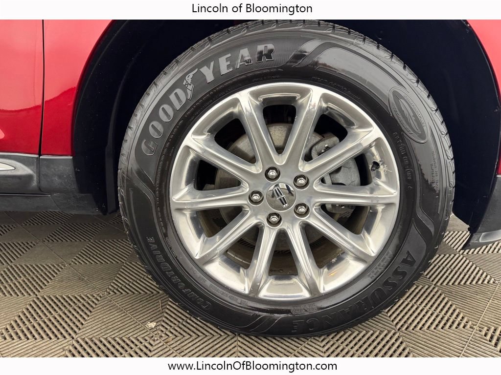 Used 2015 Lincoln MKX AWD w/ Equipment Group 101A image 36