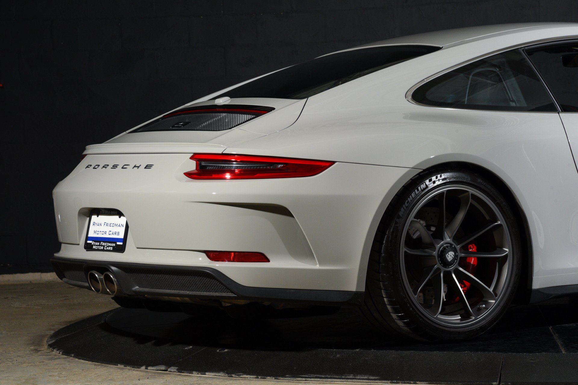 Used 2019 Porsche 911 GT3 RWD image 22