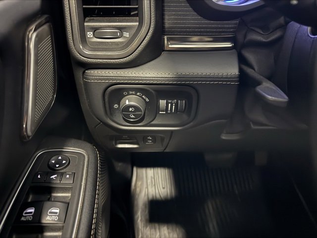 Used 2019 RAM 1500 Limited image 18