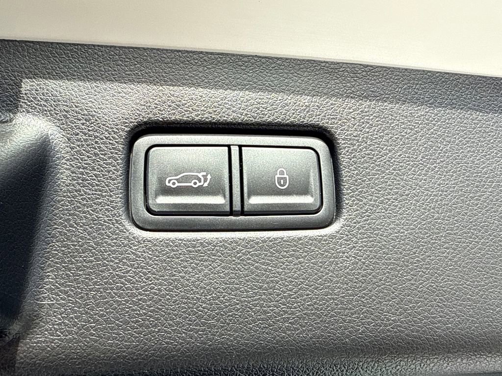 Used 2023 Genesis GV60 Performance w/ Cargo Package image 11