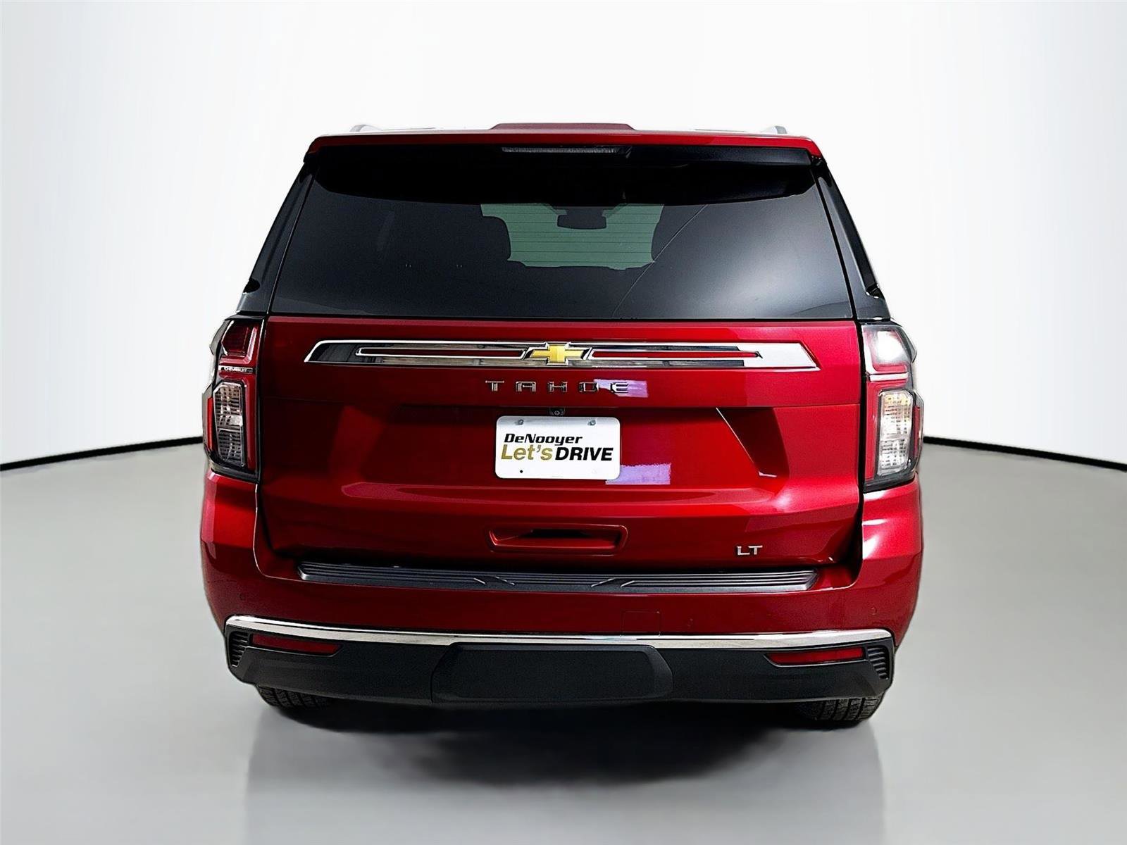 Used 2024 Chevrolet Tahoe LT w/ LT Signature Package AWD/4WD image 13