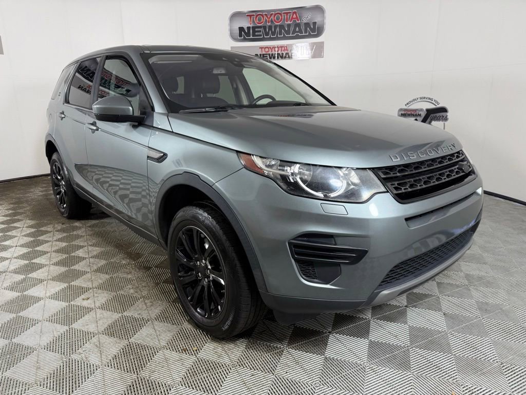 Used 2017 Land Rover Discovery Sport SE AWD/4WD image 1