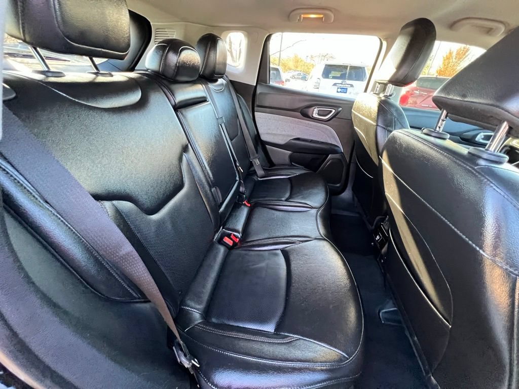 Used 2022 Jeep Compass Latitude AWD/4WD image 23