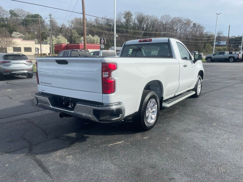 Used 2025 Chevrolet Silverado 1500 W/T image 7