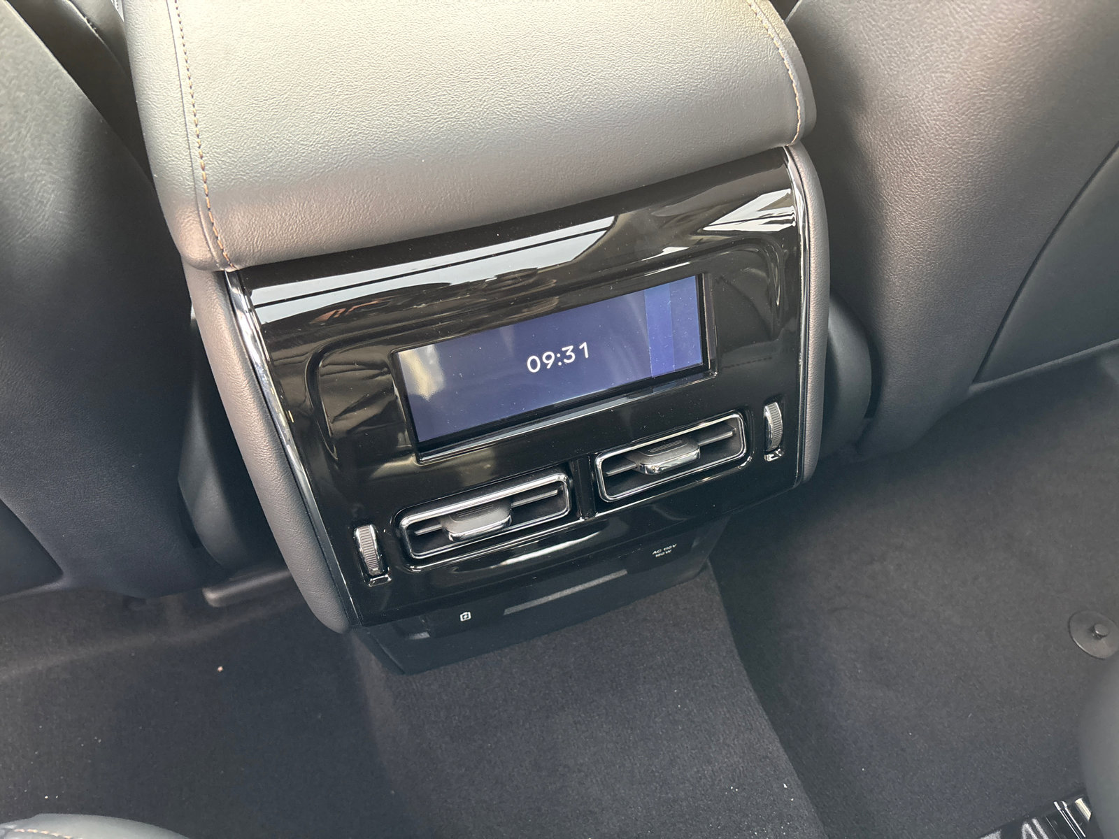 New 2026 Lincoln Aviator Reserve image 32