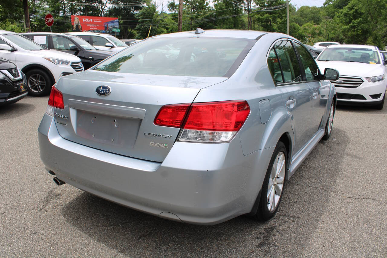Used 2013 Subaru Legacy 2.5i Limited AWD/4WD image 8