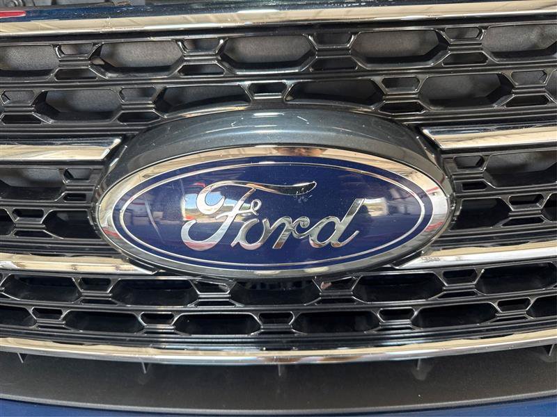 Used 2022 Ford Explorer XLT AWD/4WD image 23
