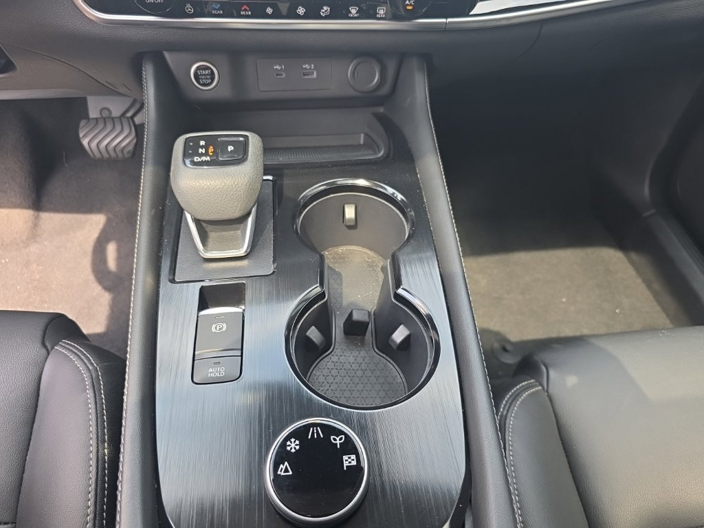 Certified 2023 Nissan Rogue SL w/ SL Premium Package AWD/4WD image 19