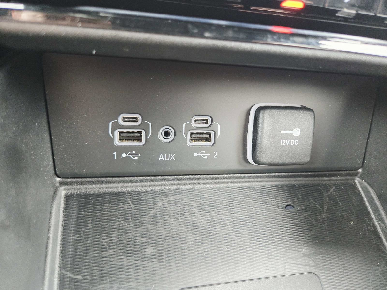 Used 2024 Jeep Grand Cherokee Altitude image 31