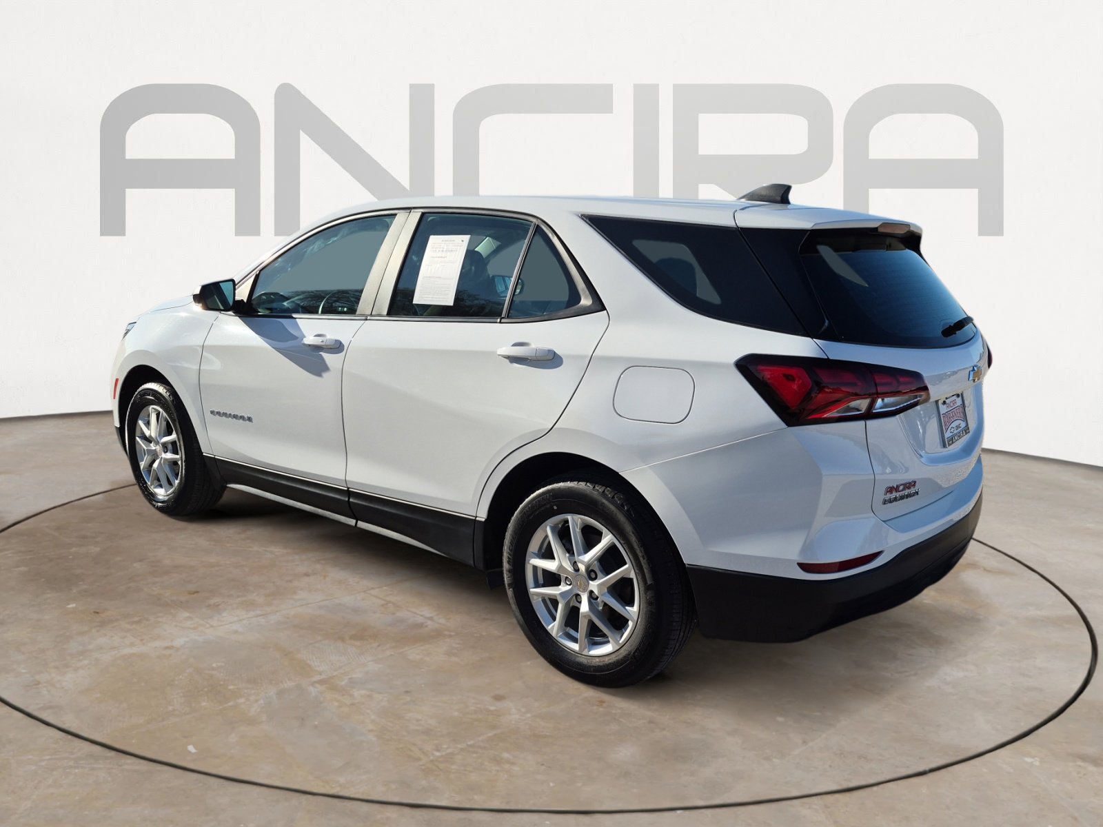 Used 2024 Chevrolet Equinox LS image 8