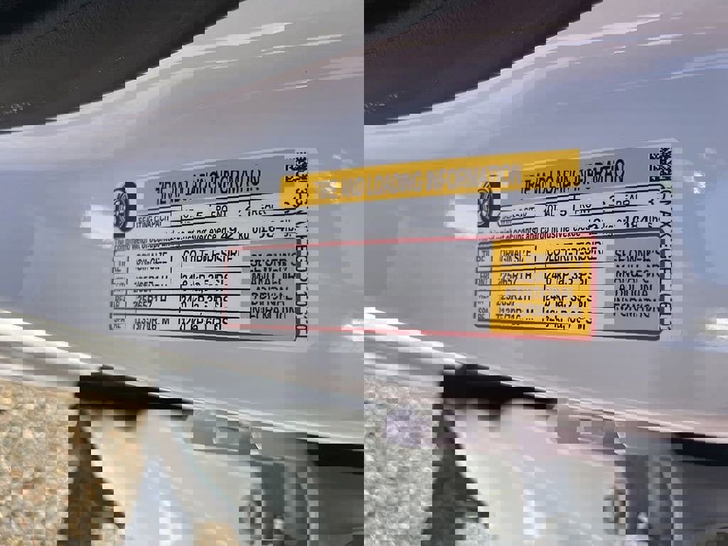 Used 2023 Chevrolet Equinox LT image 50