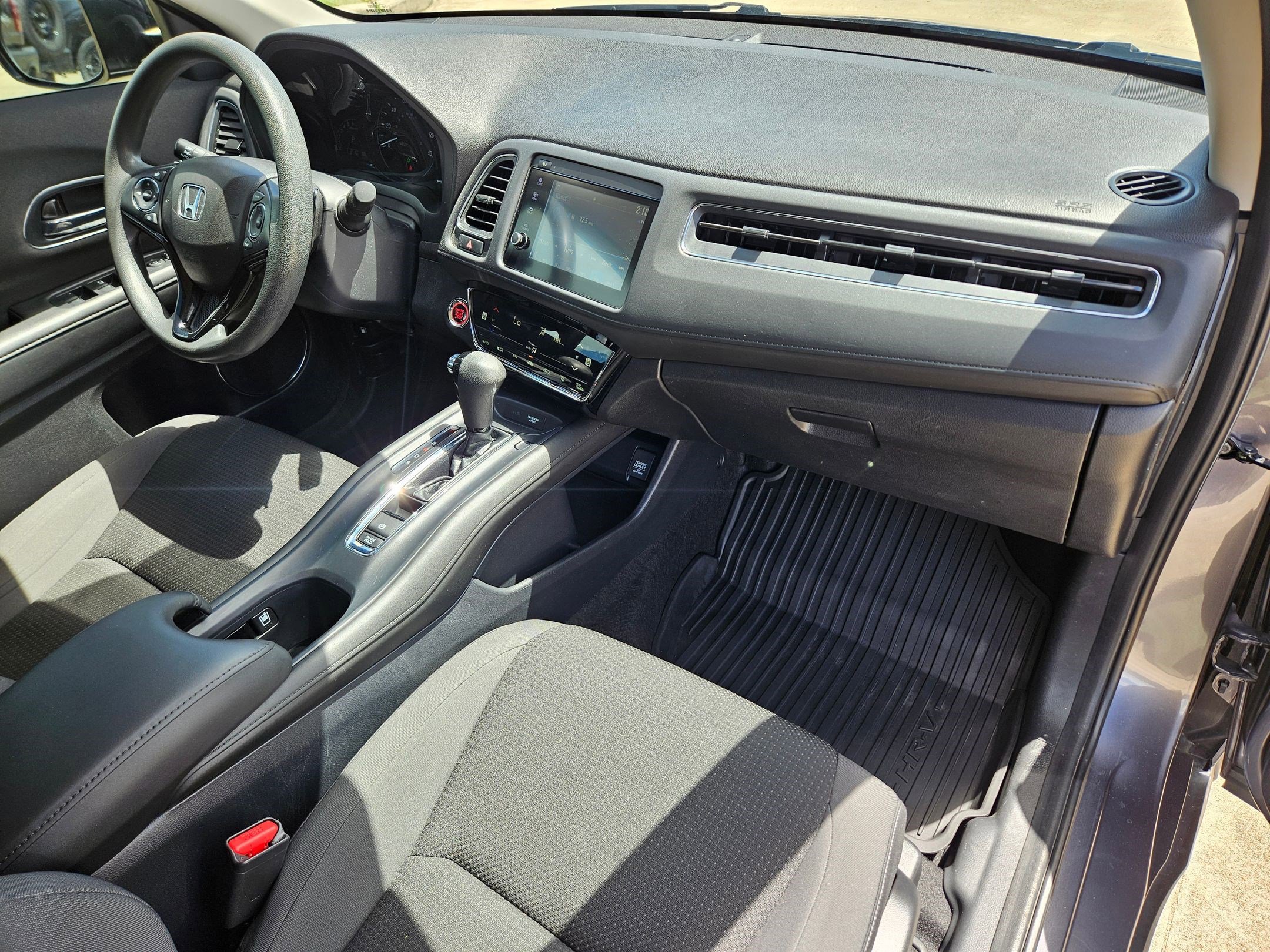 Used 2021 Honda HR-V EX image 31