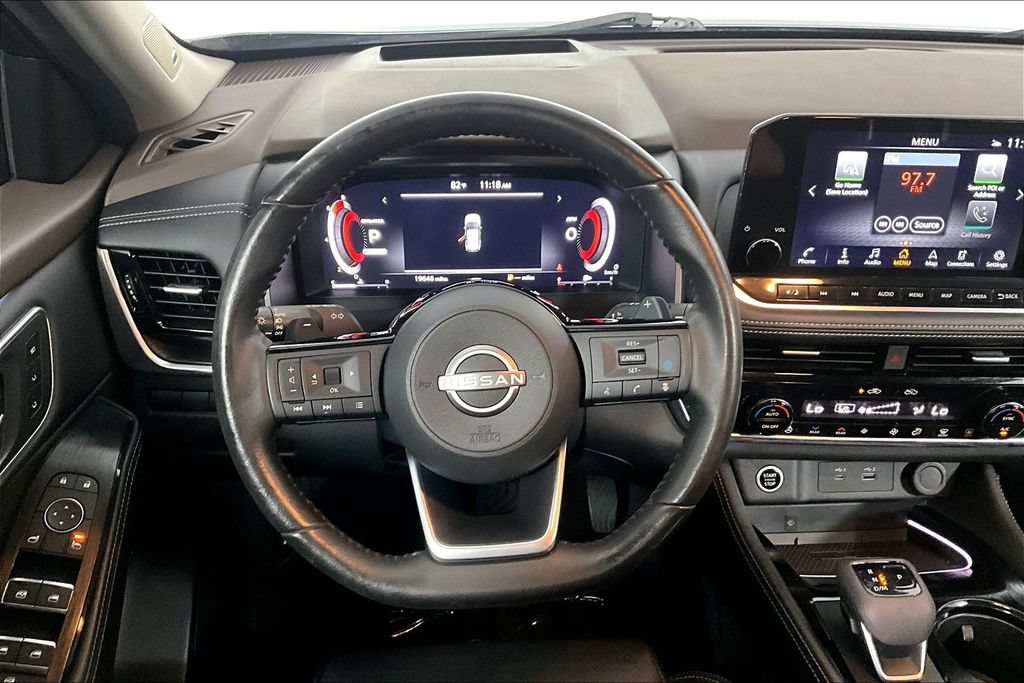 Used 2023 Nissan Rogue Platinum w/ Platinum Premium Package FWD image 5