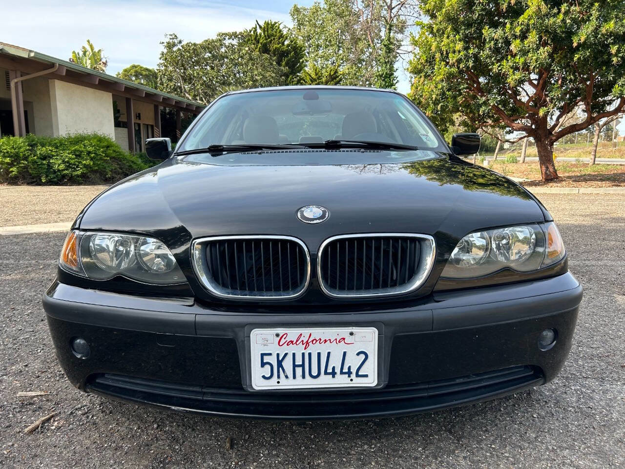 Used 2004 BMW 325i Sedan RWD image 6