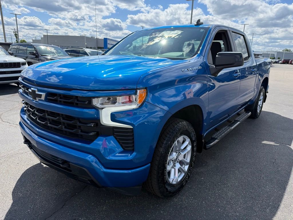 Used 2022 Chevrolet Silverado 1500 RST AWD/4WD image 8