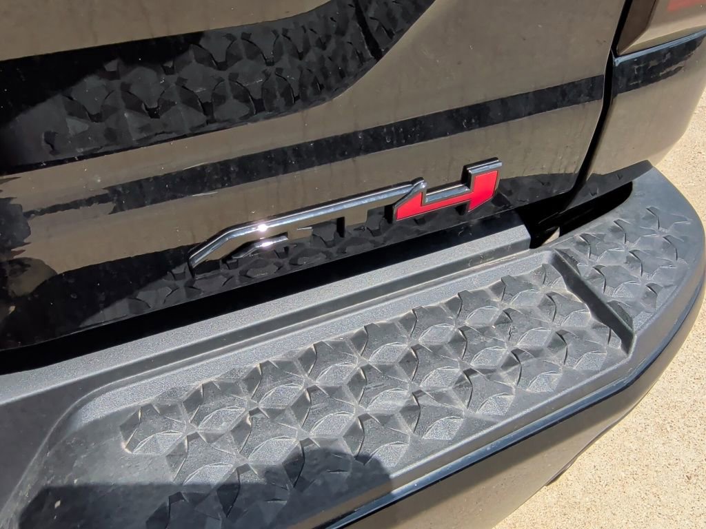 New 2025 GMC Canyon AT4 w/ Nightfall Edition image 42