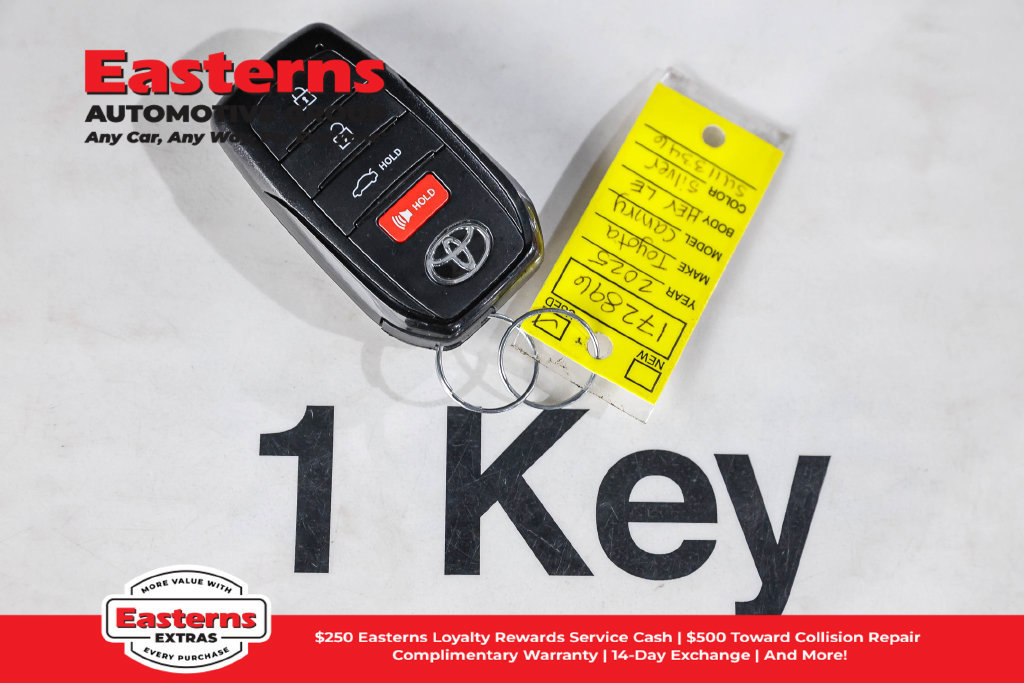 Used 2025 Toyota Camry LE w/ Convenience Package FWD image 27