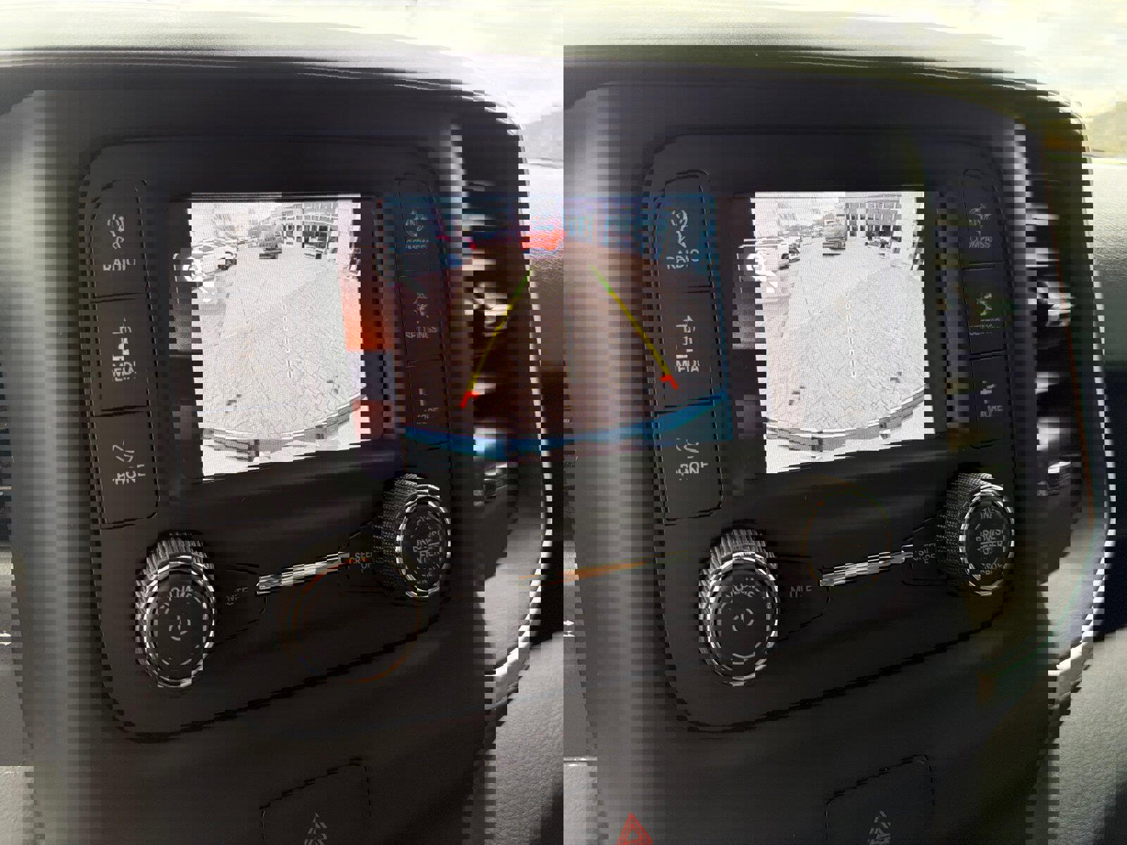 Used 2021 RAM 1500 Big Horn AWD/4WD image 18