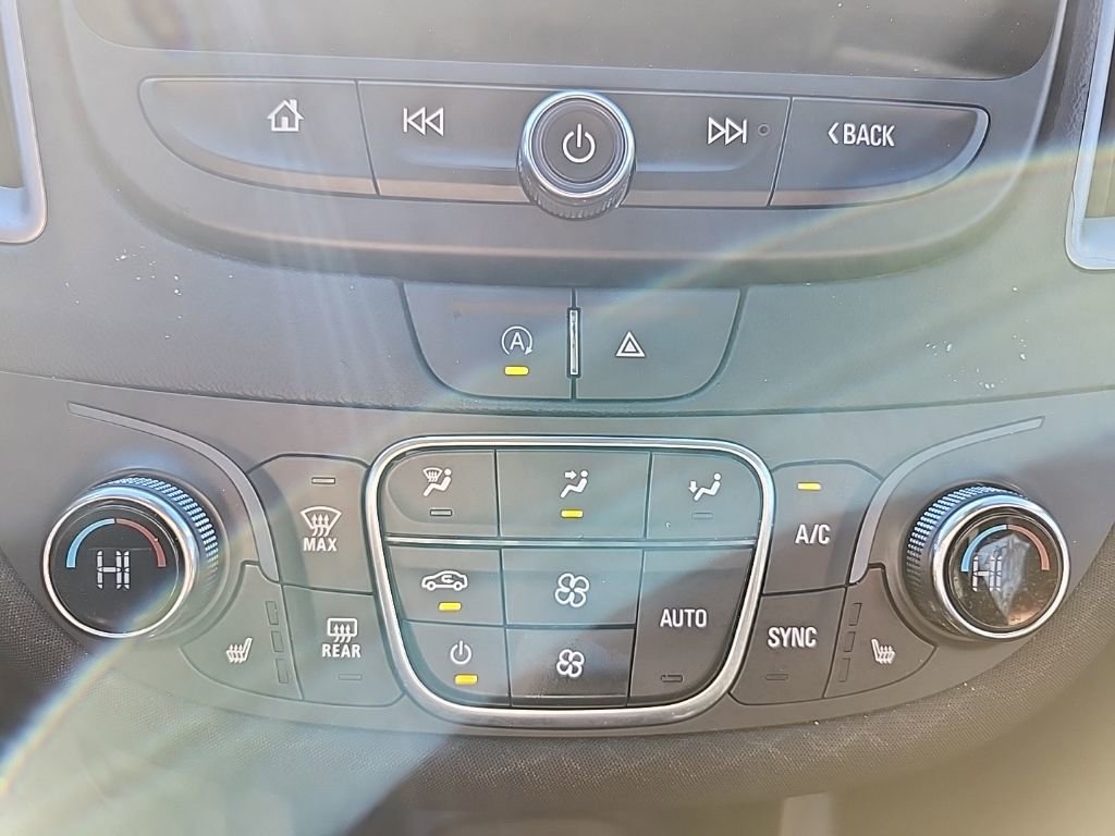 Used 2024 Chevrolet Malibu LT image 29