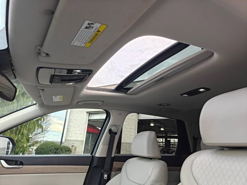 Used 2022 Hyundai Palisade SEL w/ Premium Package image 12