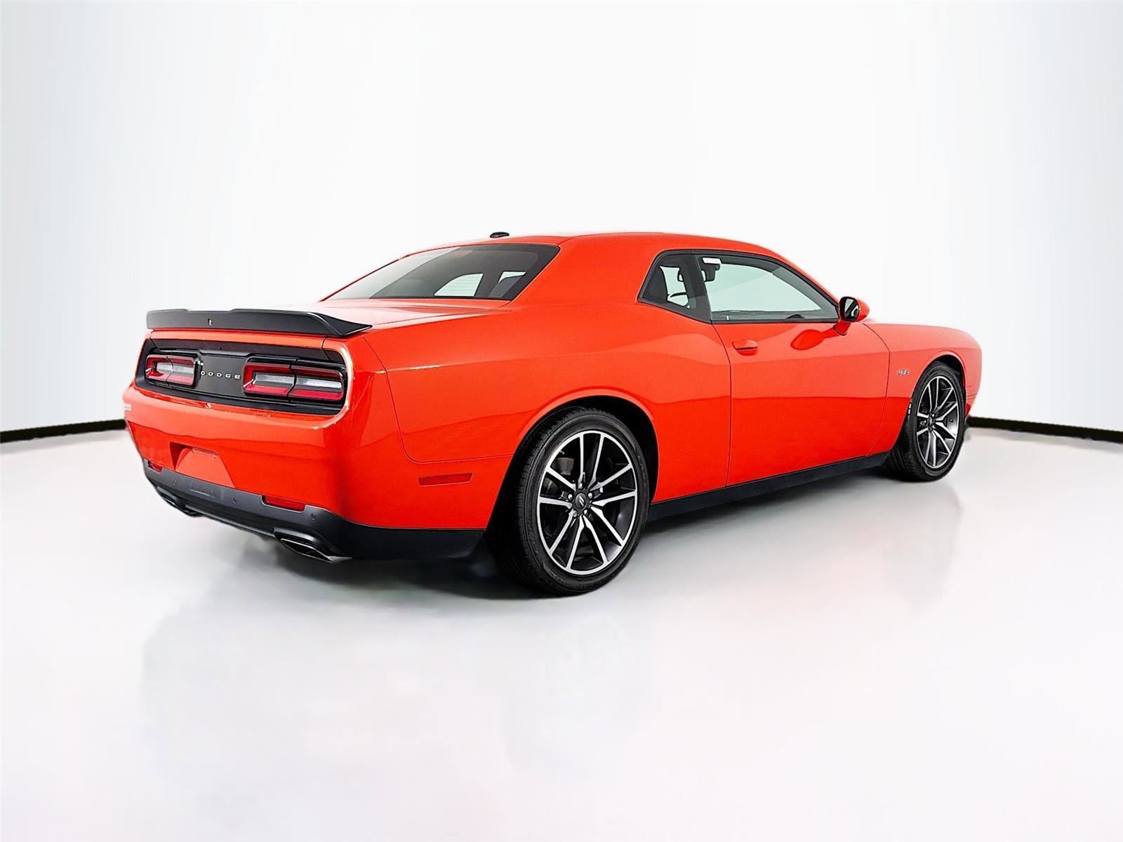 Used 2023 Dodge Challenger R/T image 7