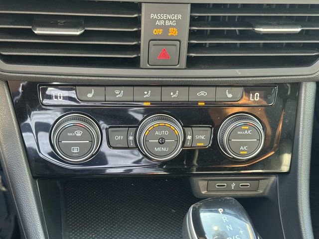 Certified 2022 Volkswagen Jetta SE image 22