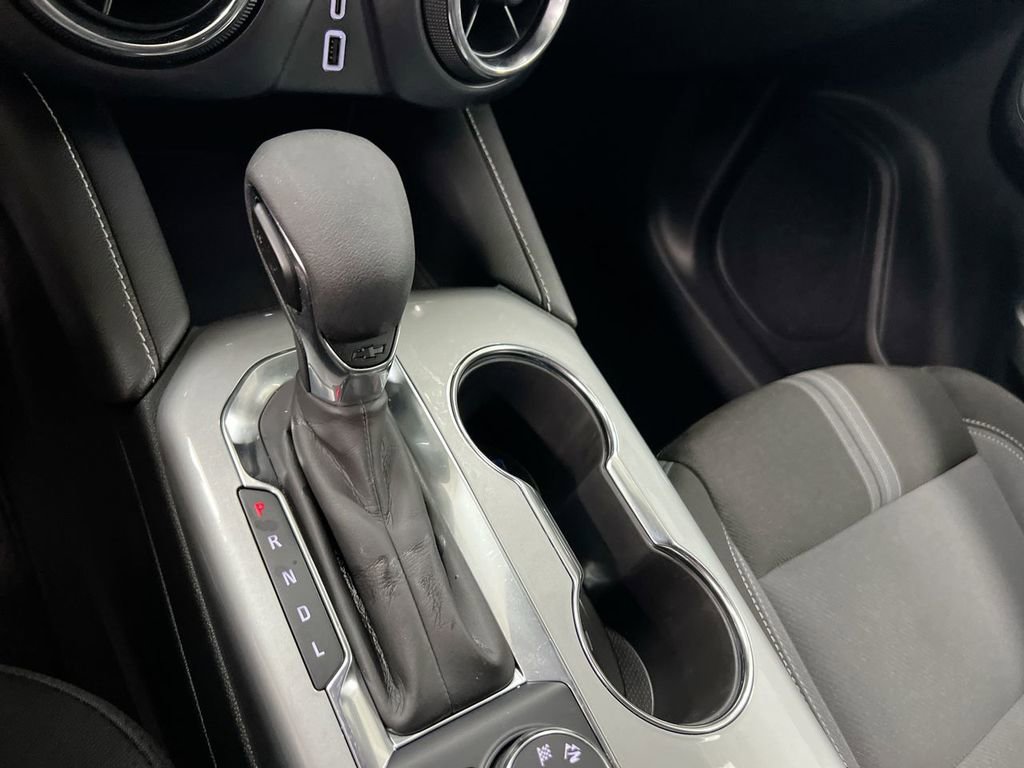 Used 2025 Chevrolet Blazer LT image 17