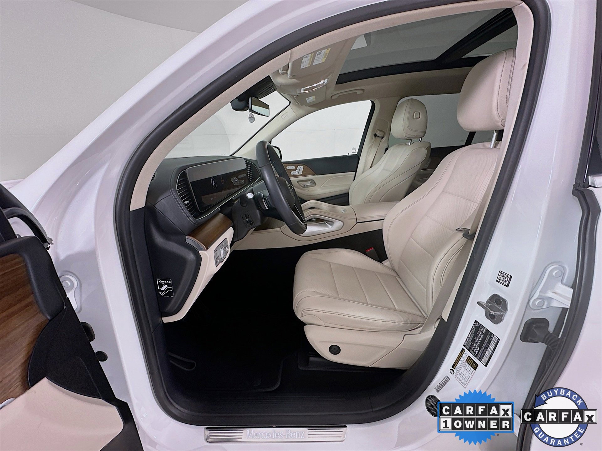 Certified 2024 Mercedes-Benz GLS 450 4MATIC image 23