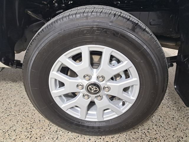 Used 2025 Toyota Tacoma SR image 8