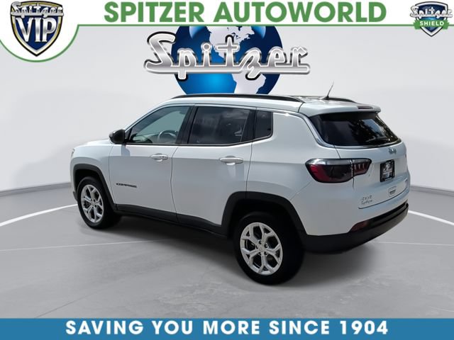 Used 2024 Jeep Compass Latitude AWD/4WD image 7