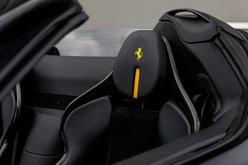 Used 2022 Ferrari SF90 Spider AWD/4WD image 37