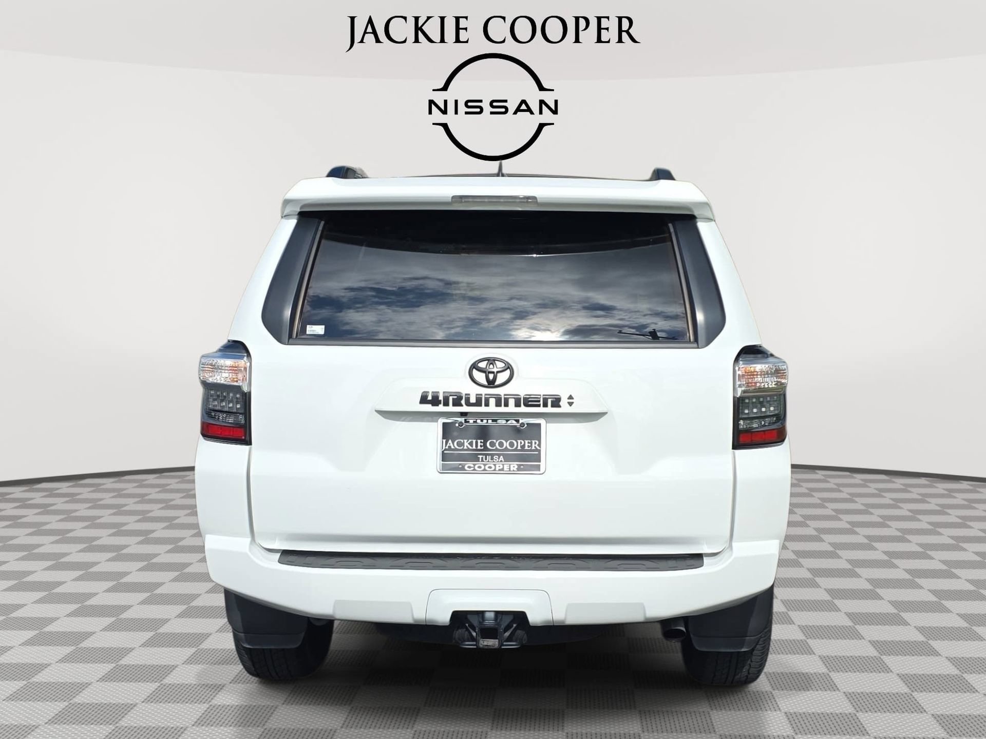 Used 2022 Toyota 4Runner SR5 RWD image 6