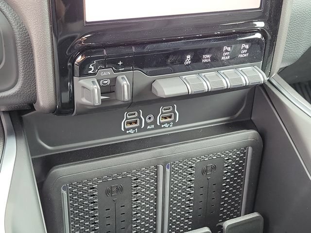 New 2026 RAM 2500 Big Horn AWD/4WD image 15