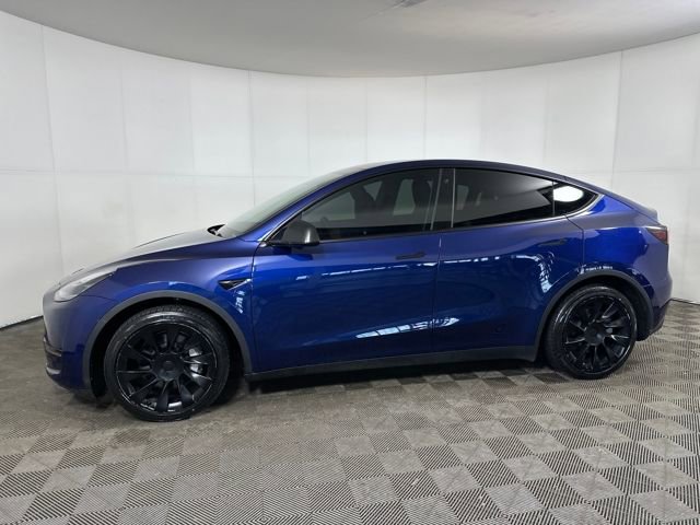 Used 2021 Tesla Model Y Long Range image 6
