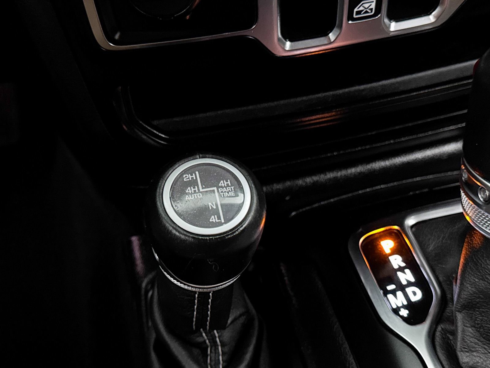 Used 2022 Jeep Wrangler Unlimited Sahara image 11