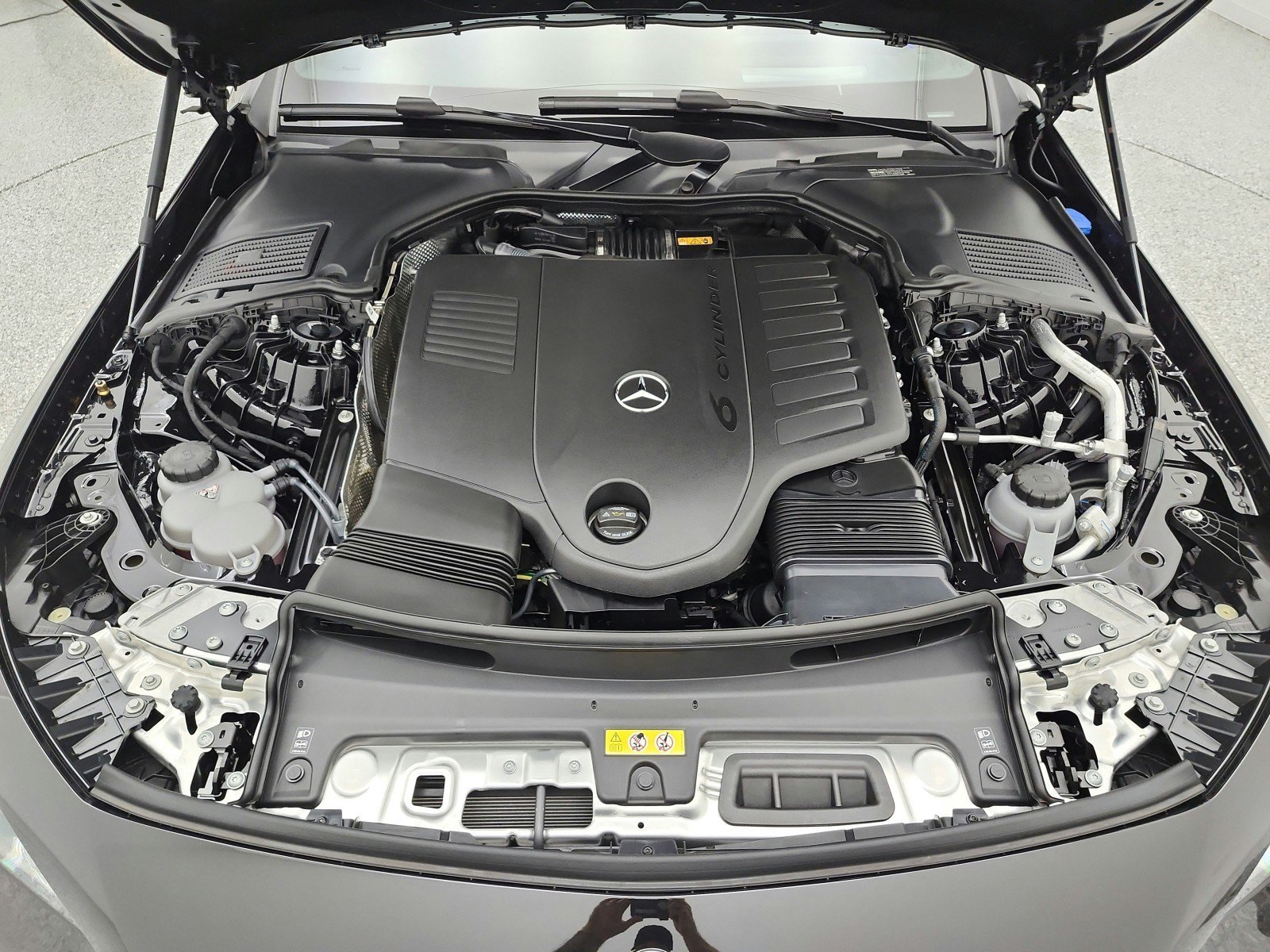 New 2026 Mercedes-Benz CLE 450 4MATIC Coupe image 12