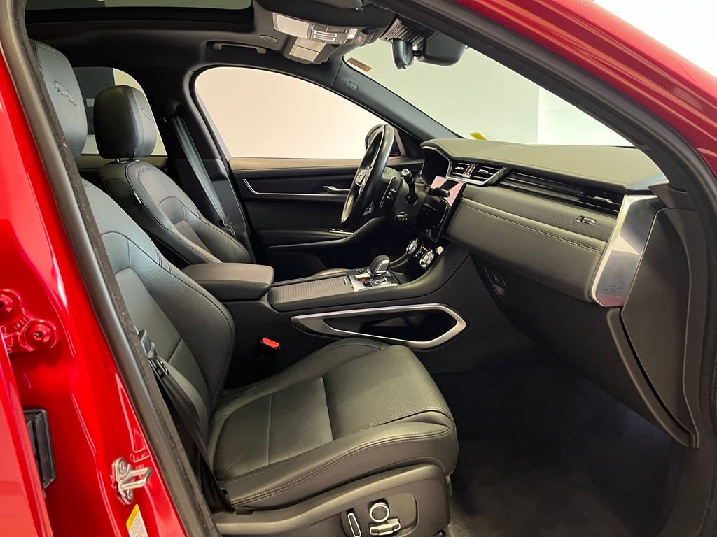 Used 2022 Jaguar F-PACE S AWD/4WD image 31
