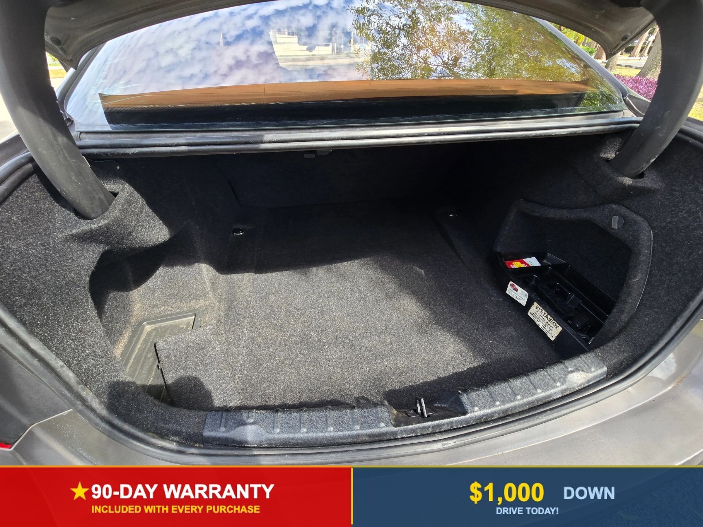 Used 2014 BMW 320i Sedan image 33