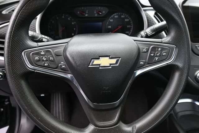 Used 2025 Chevrolet Malibu LT FWD image 34